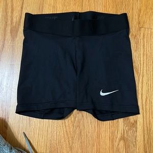 BLACK NIKE SPANDEX SHORTS. SIZE XS.